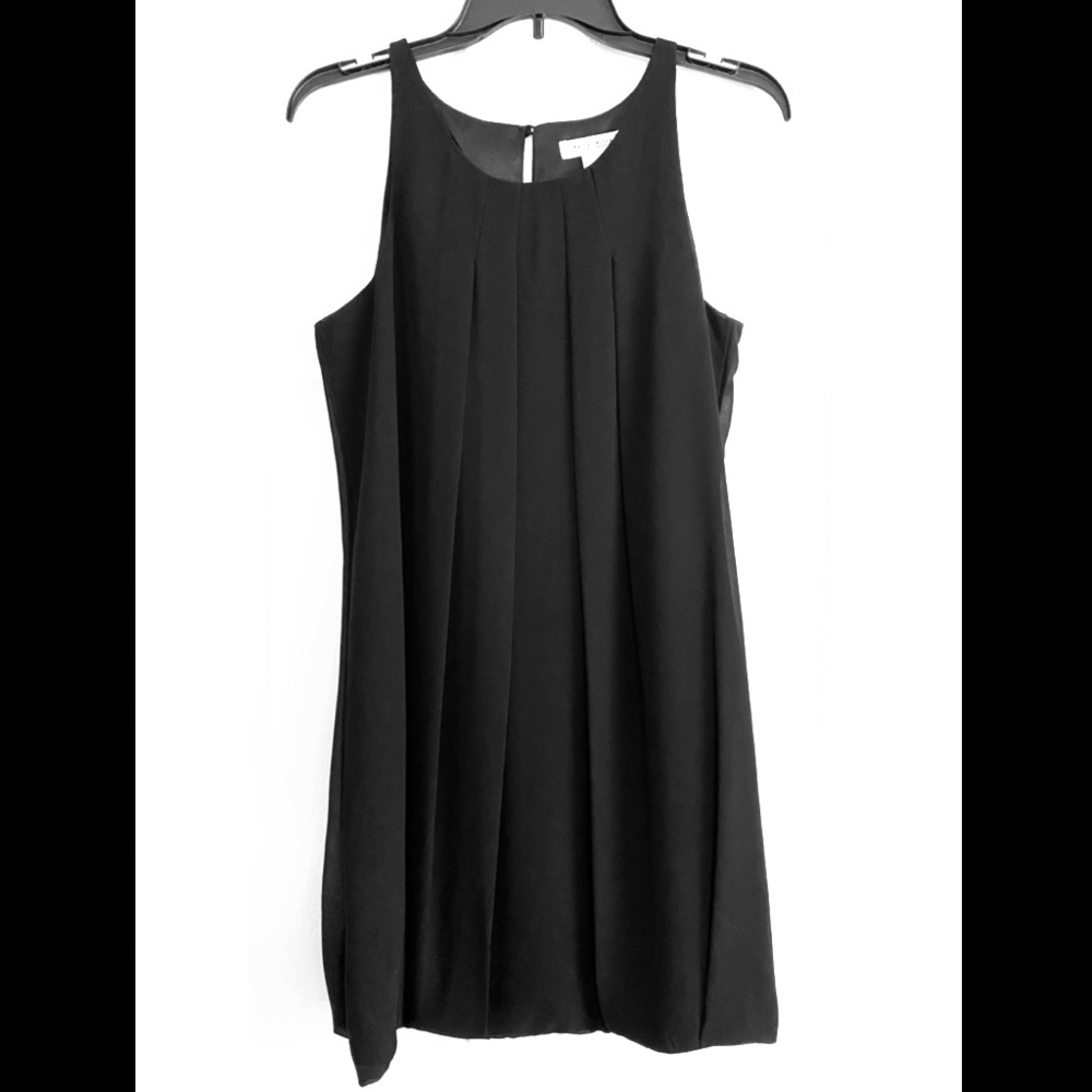 White House | Black Market • Little Black Dress